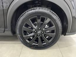 NISSAN - KICKS 1.6 XPLAY 16V FLEX 4P AUTOMÁTICO - 2023/2024 - PRETA - R$ 117.900,00