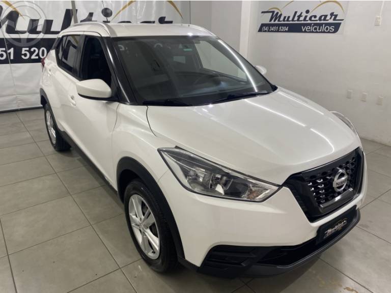 NISSAN - KICKS 1.6 16V FLEX S XTRONIC 4P AUTOMÁTICO - 2019/2020 - BRANCA - R$ 84.900,00