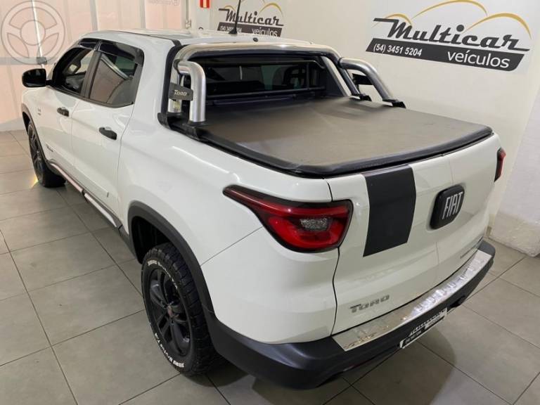 FIAT - TORO 2.0 16V ENDURANCE TURBO DIESEL 4P AUTOMÁTICO - 2020/2020 - BRANCA - R$ 123.000,00