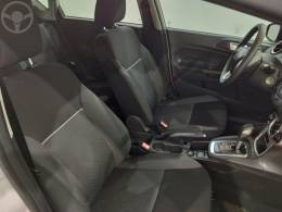 FORD - FIESTA 1.0 SEL ECOBOOST GTDI 12V 4P AUTOMÁTICO - 2018/2018 - BRANCA - R$ 62.500,00