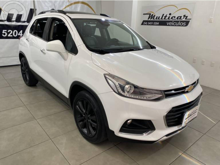 CHEVROLET - TRACKER 1.4 16V TURBO FLEX LTZ AUTOMÁTICO - 2017/2017 - BRANCA - R$ 88.900,00