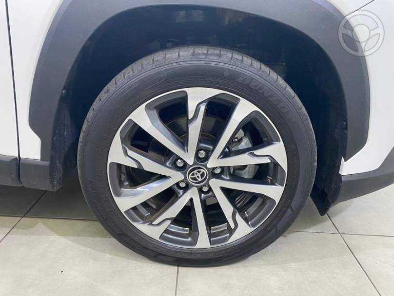 TOYOTA - COROLLA 1.8 CROSS XRV 16V HÍBRIDO 4P AUTOMÁTICO - 2021/2022 - BRANCA - R$ 148.900,00