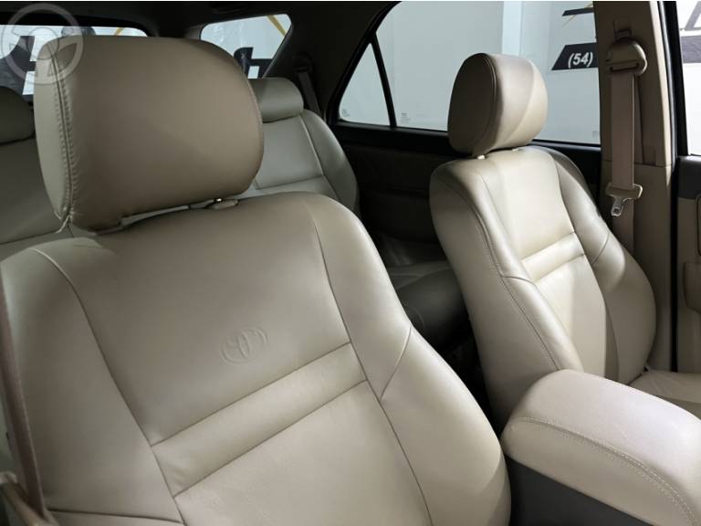 TOYOTA - HILUX SW4 3.0 SRV 4X4 16V TURBO INTERCOOLER DIESEL 4P AUTOMÁTICO - 2012/2013 - PRETA - R$ 139.900,00