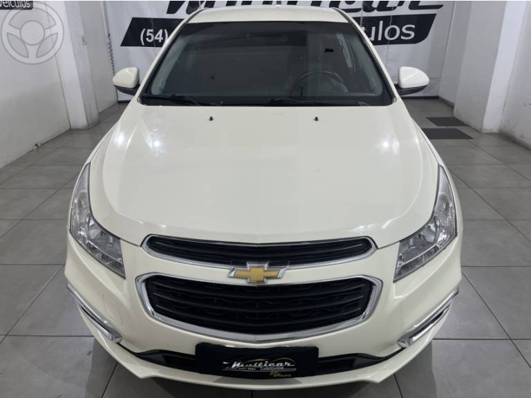 CHEVROLET - CRUZE 1.8 LT SPORT6 16V FLEX 4P AUTOMÁTICO - 2014/2015 - BRANCA - R$ 64.900,00