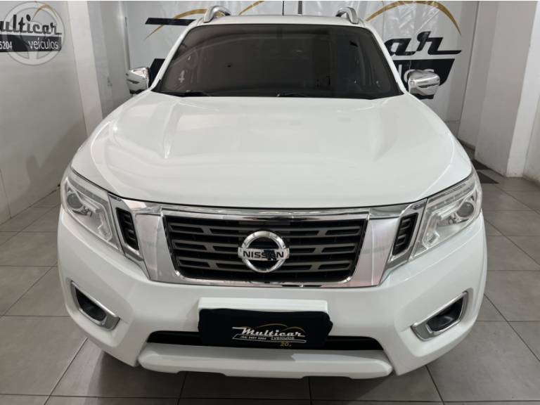 NISSAN - FRONTIER 2.3 LE 4X4 CD BI TURBO DIESEL 4P AUTOMÁTICO - 2019/2019 - BRANCA - R$ 149.900,00