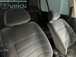 VOLKSWAGEN - GOLF 2.0 MI GLX 8V 4P MANUAL - 1996/1996 - VERMELHA - R$ 49.000,00