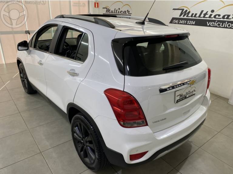 CHEVROLET - TRACKER 1.4 16V TURBO FLEX LTZ AUTOMÁTICO - 2017/2017 - BRANCA - R$ 88.900,00