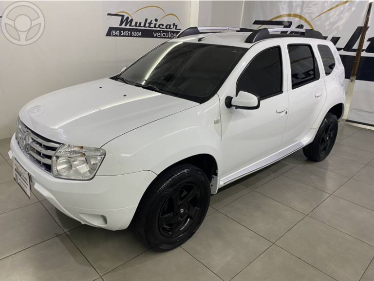 RENAULT - DUSTER 2.0 DYNAMIQUE 4X2 16V FLEX 4P AUTOMÁTICO - 2013/2013 - BRANCA - R$ 48.900,00