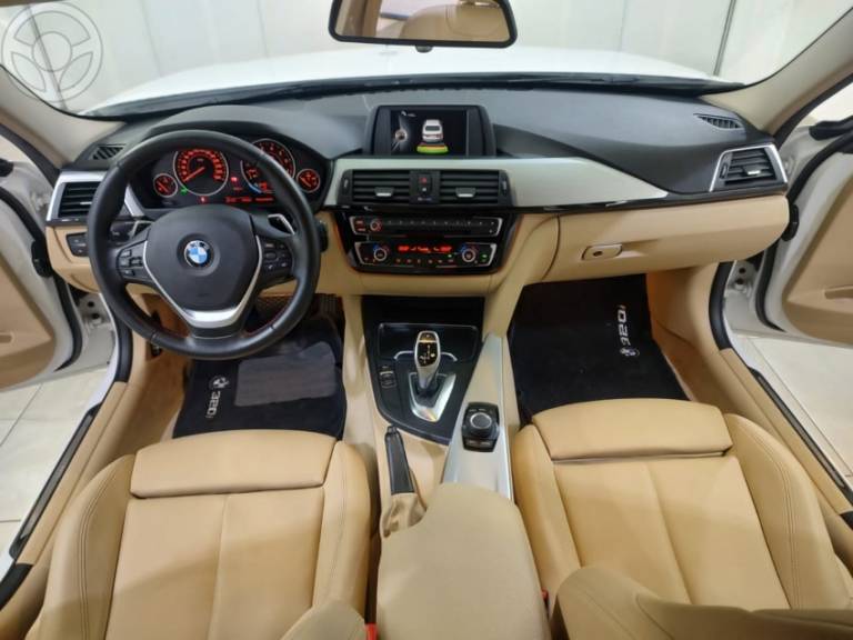 BMW - 320I - 2016/2017 - BRANCA - R$ 126.900,00