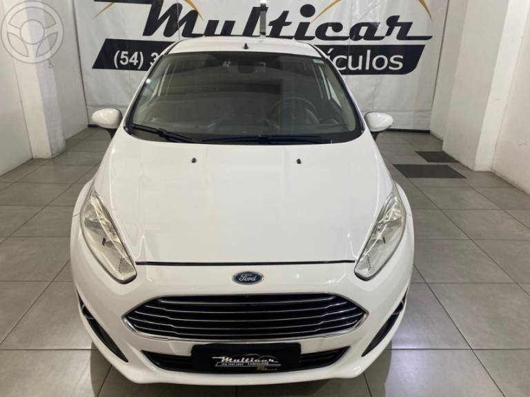 FORD - FIESTA 1.6 TITANIUM HATCH 16V FLEX 4P AUTOMÁTICO - 2014/2014 - BRANCA - R$ 47.900,00