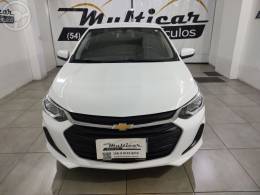 CHEVROLET - ONIX 1.0 LT 12V FLEX 4P MANUAL - 2022/2023 - BRANCA - R$ 73.900,00