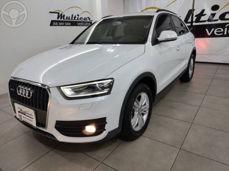 AUDI - Q3 - 2012/2013 - BRANCA - R$ 89.900,00