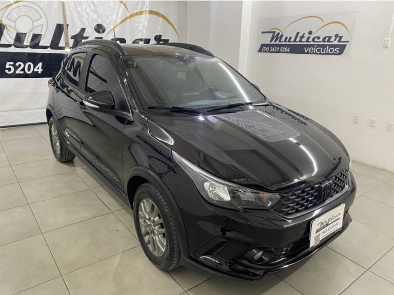 FIAT - ARGO 1.8 TREKKING 16V FLEX 4P AUTOMÁTICO - 2021/2021 - PRETA - R$ 80.500,00