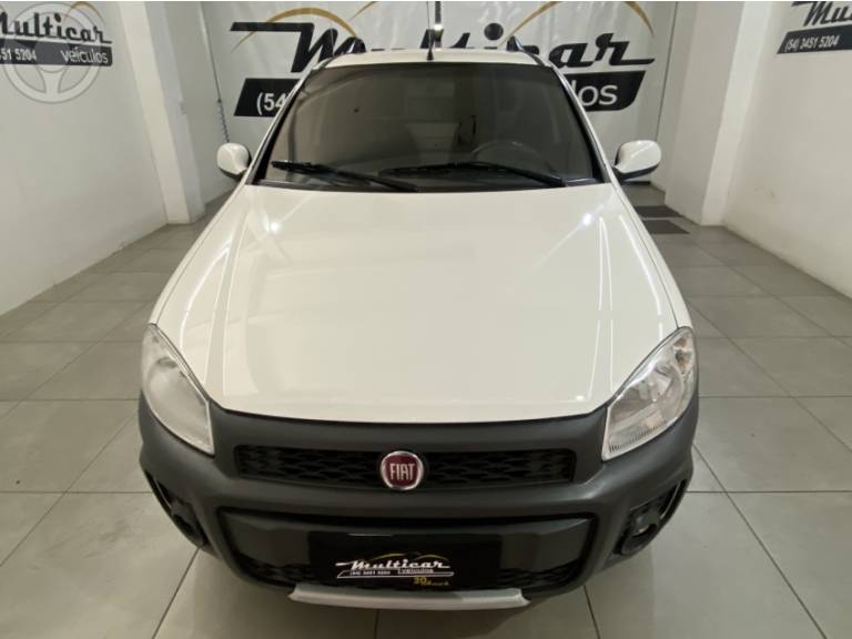 FIAT - STRADA 1.4 FREEDOM CS 8V FLEX 2P MANUAL - 2019/2020 - BRANCA - R$ 67.500,00