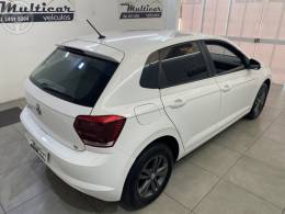 VOLKSWAGEN - POLO 1.0MPI TOTAL FLEX MANUAL - 2018/2018 - BRANCA - R$ 62.900,00