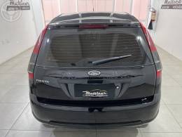 FORD - FIESTA 1.0 ROCAM HATCH 8V FLEX 4P MANUAL - 2013/2014 - PRETA - R$ 34.900,00