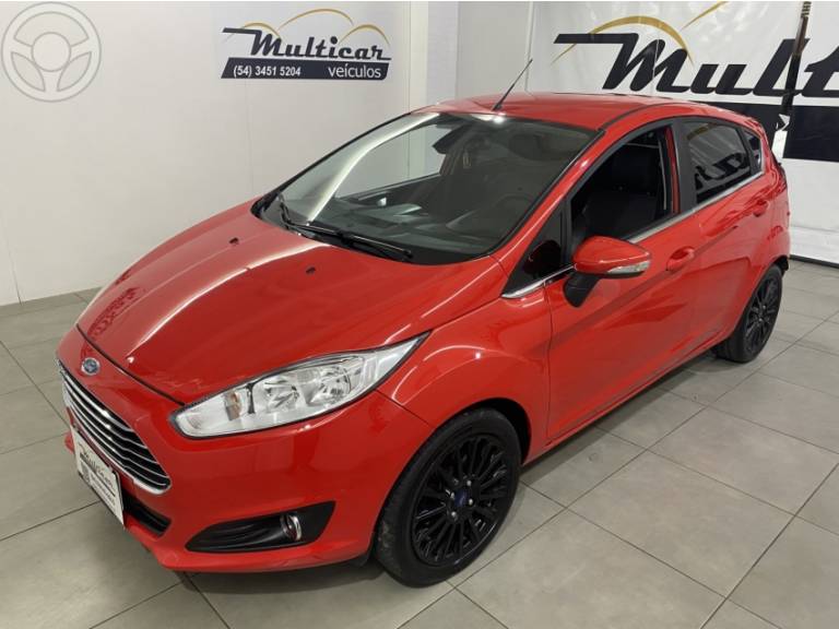 FORD - FIESTA 1.6 TITANIUM HATCH 16V FLEX 4P AUTOMÁTICO - 2013/2014 - VERMELHA - R$ 46.900,00