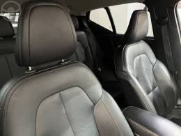 VOLVO - XC 40 2.0 T4 GEARTRONIC - 2019/2019 - PRETA - R$ 123.900,00