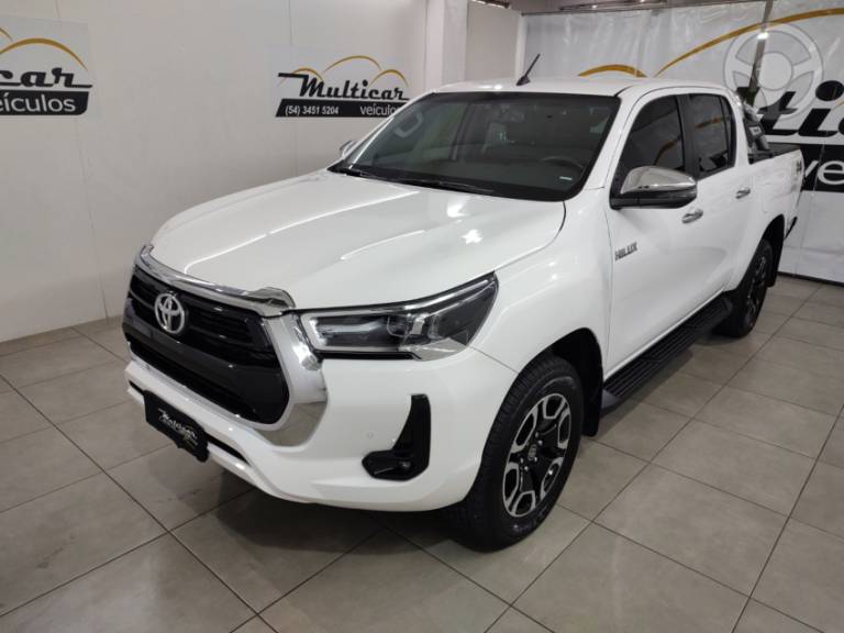 TOYOTA - HILUX - 2025/2025 - BRANCA - R$ 283.000,00