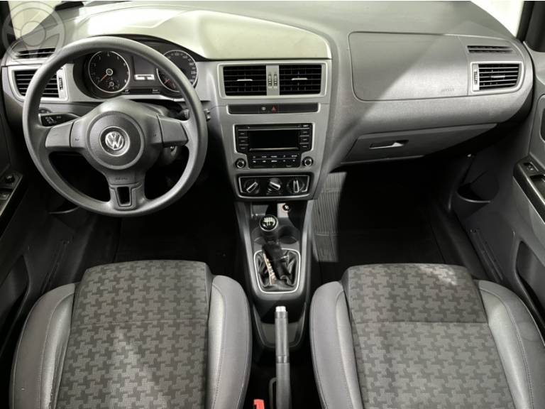 VOLKSWAGEN - FOX 1.6 MSI COMFORTLINE 8V FLEX 4P MANUAL - 2015/2015 - BRANCA - R$ 49.900,00