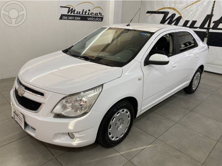 CHEVROLET - COBALT 1.4 SFI LT 8V FLEX 4P MANUAL - 2012/2013 - BRANCA - R$ 37.500,00