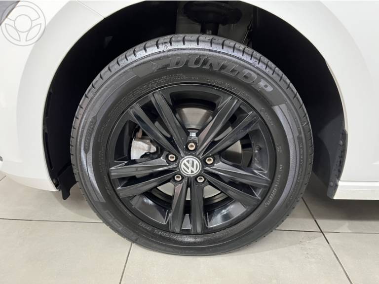 VOLKSWAGEN - POLO 1.0 200 TSI COMFORTLINE AUTOMÁTICO - 2022/2022 - BRANCA - R$ 88.900,00