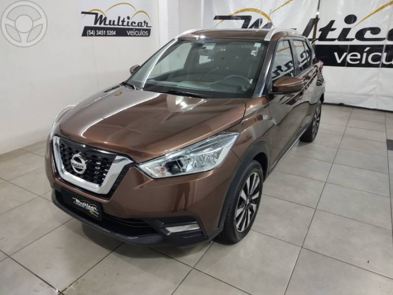 NISSAN - KICKS 1.6 16V FLEX SV 4P XTRONIC - 2018/2019 - MARROM - R$ 84.900,00