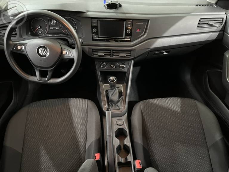 VOLKSWAGEN - POLO 1.6 MSI TOTAL FLEX MANUAL - 2021/2021 - PRATA - R$ 74.500,00