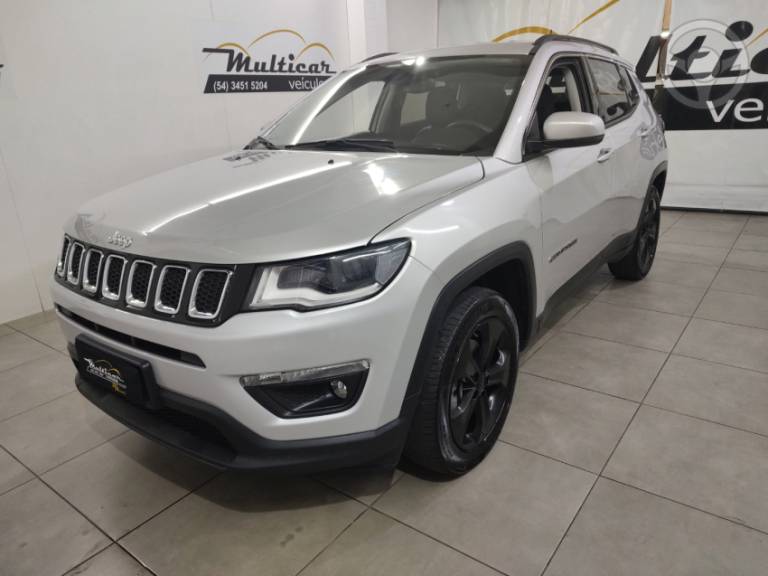 JEEP - COMPASS 2.0 16V FLEX LONGITUDE AUTOMÁTICO - 2017/2017 - PRATA - R$ 89.000,00
