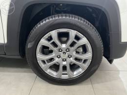 JEEP - RENEGADE 1.3 LONGITUDE T270 16V TURBO FLEX 4P AUTOMÁTICO - 2024/2025 - BRANCA - R$ 136.500,00