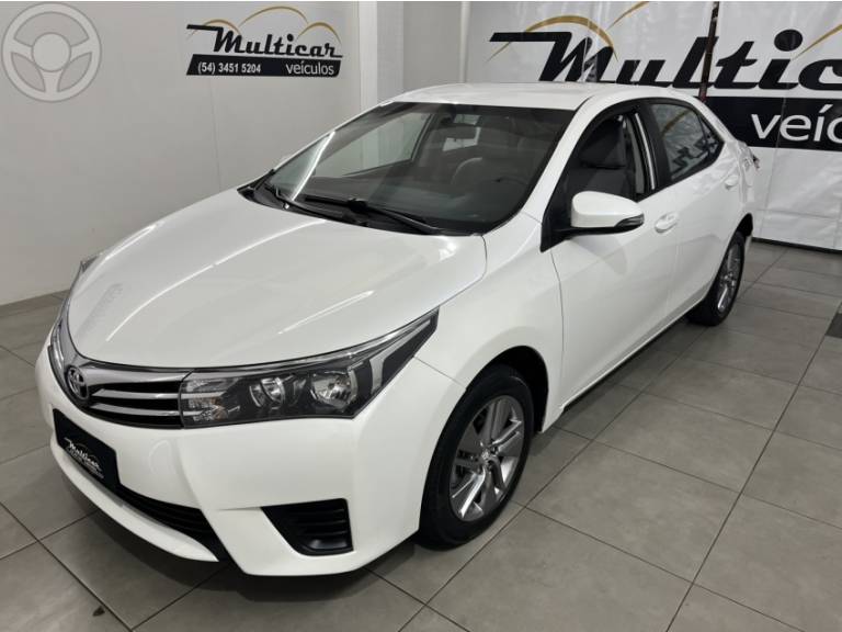 TOYOTA - COROLLA 1.8 GLI UPPER 16V FLEX 4P AUTOMÁTICO - 2016/2017 - BRANCA - R$ 86.900,00
