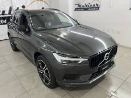VOLVO - XC60 2.0 D5 MOMENTUM AWD DIESEL 4P AUTOMÁTICO - 2018/2019 - CINZA - R$ 159.900,00