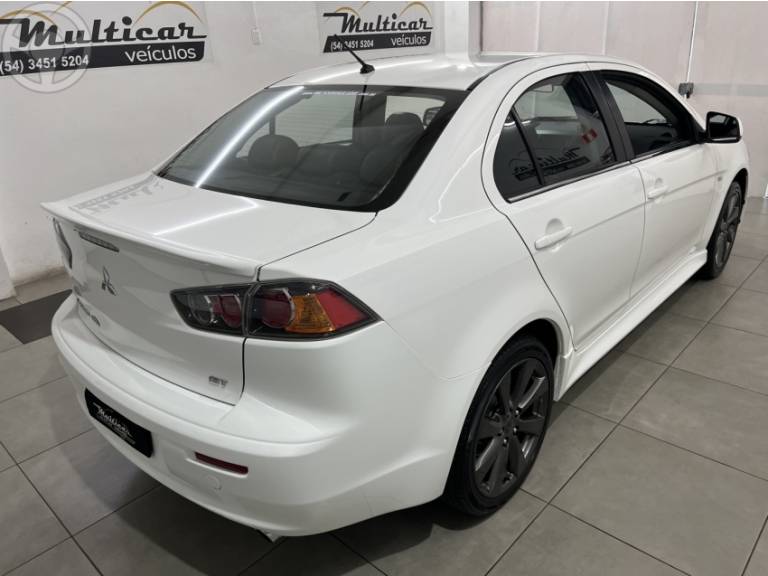MITSUBISHI - LANCER 2.0 GT 16V 4P AUTOMÁTICO - 2013/2013 - BRANCA - R$ 64.500,00