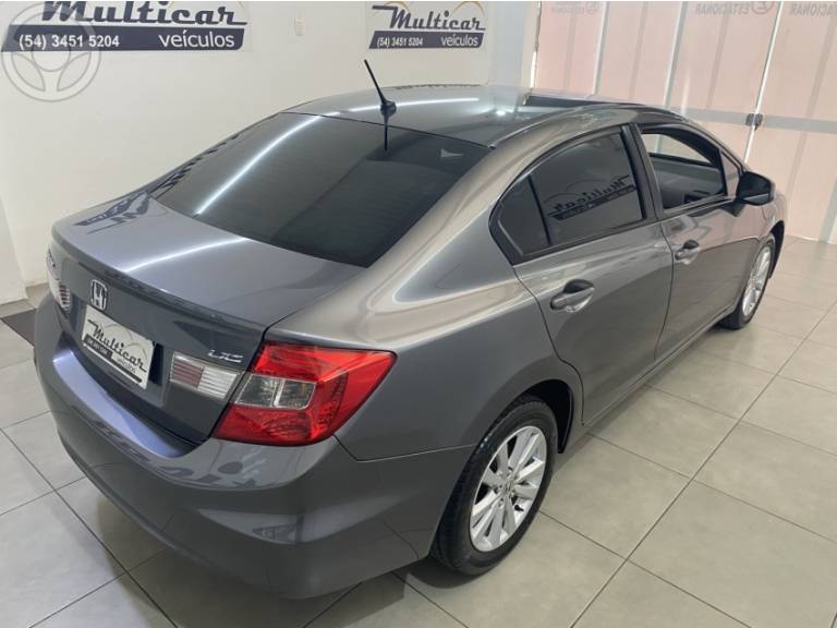 HONDA - CIVIC 1.8 LXS 16V FLEX 4P AUTOMÁTICO - 2012/2012 - CINZA - R$ 65.900,00