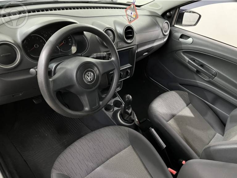 VOLKSWAGEN - SAVEIRO 1.6 MI CS 8V FLEX 2P MANUAL G.VI - 2014/2014 - BRANCA - R$ 42.000,00
