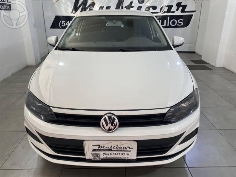 VOLKSWAGEN - POLO 1.0MPI TOTAL FLEX MANUAL - 2018/2018 - BRANCA - R$ 62.900,00