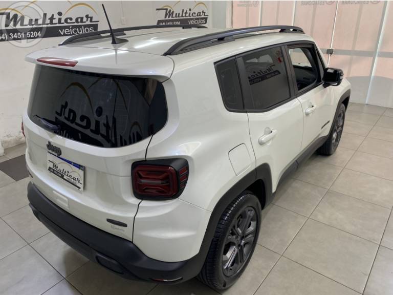 JEEP - RENEGADE 1.3 LONGITUDE T270 16V TURBO FLEX 4P AUTOMÁTICO - 2023/2024 - BRANCA - R$ 137.500,00