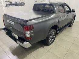 MITSUBISHI - L200 TRITON 2.4 HPE-S SPORT 4X4 CD 16V DIESEL 4P AUTOMÁTICO - 2021/2022 - CINZA - R$ 219.900,00