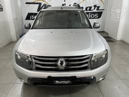 RENAULT - DUSTER 2.0 TECH ROAD 4X2 16V FLEX 4P MANUAL - 2013/2014 - PRATA - R$ 52.900,00