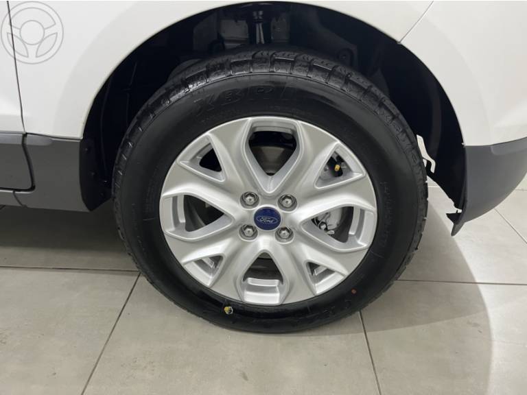 FORD - ECOSPORT 2.0 TITANIUM 16V FLEX 4P AUTOMÁTICO - 2014/2014 - BRANCA - R$ 55.900,00