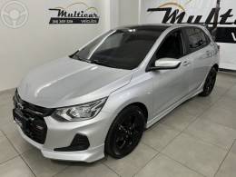 CHEVROLET - ONIX 1.0 LT 12V FLEX 4P MANUAL - 2021/2021 - PRATA - R$ 73.500,00