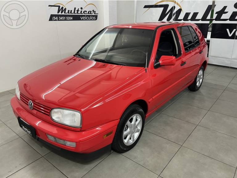VOLKSWAGEN - GOLF 2.0 MI GLX 8V 4P MANUAL - 1996/1996 - VERMELHA - R$ 49.000,00
