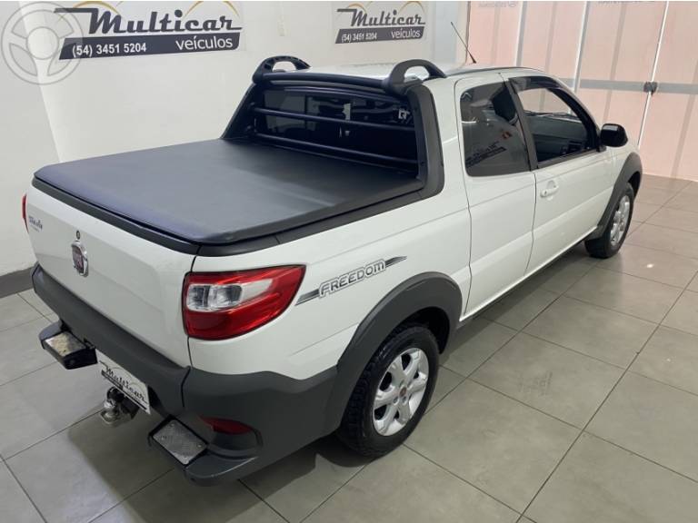 FIAT - STRADA 1.4 EVO FREEDOM CD 8V FLEX 3P MANUAL - 2018/2019 - BRANCA - R$ 77.900,00