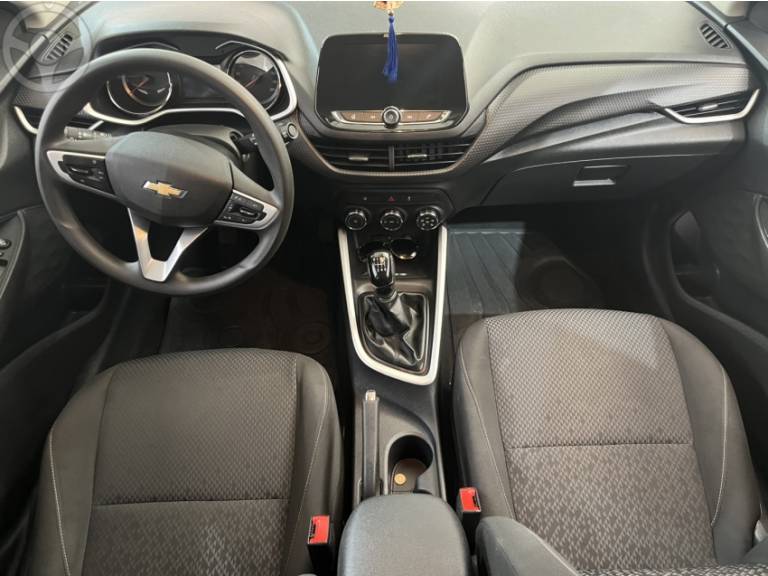 CHEVROLET - ONIX 1.0 LT 12V FLEX 4P MANUAL - 2020/2020 - LARANJA - R$ 63.900,00
