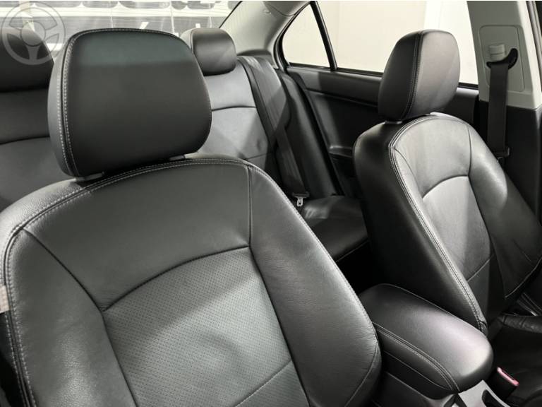 MITSUBISHI - LANCER 2.0 GT 16V 4P AUTOMÁTICO - 2013/2013 - BRANCA - R$ 64.500,00