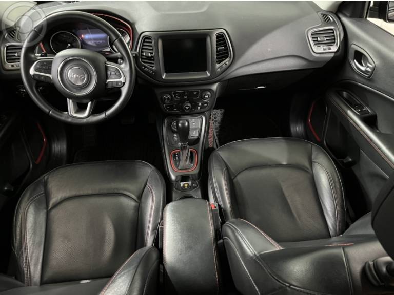 JEEP - COMPASS 2.0 16V DIESEL TRAILHAWK 4X4 AUTOMÁTICO - 2021/2021 - PRETA - R$ 124.900,00