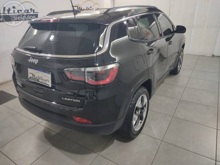 JEEP - COMPASS 2.0 16V DIESEL LONGITUDE 4X4 AUTOMÁTICO - 2018/2018 - PRETA - R$ 119.900,00