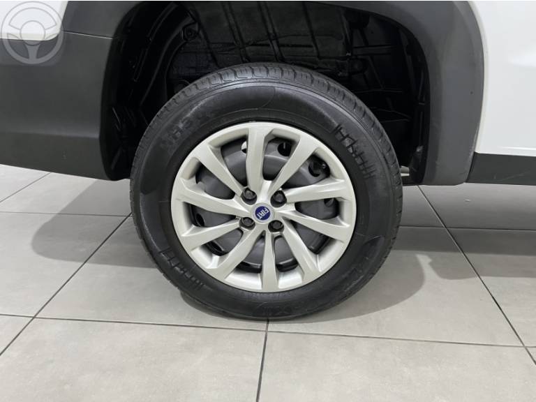 FIAT - STRADA 1.4 ENDURANCE CS PLUS 8V FLEX 2P MANUAL - 2021/2022 - BRANCA - R$ 74.900,00