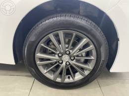 TOYOTA - COROLLA 1.8 GLI UPPER 16V FLEX 4P AUTOMÁTICO - 2018/2018 - BRANCA - R$ 93.500,00