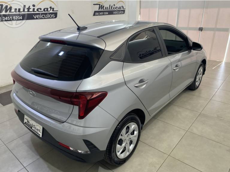 HYUNDAI - HB20 1.0 COMFORT PLUS 12V FLEX 4P MANUAL - 2024/2025 - PRATA - R$ 82.900,00